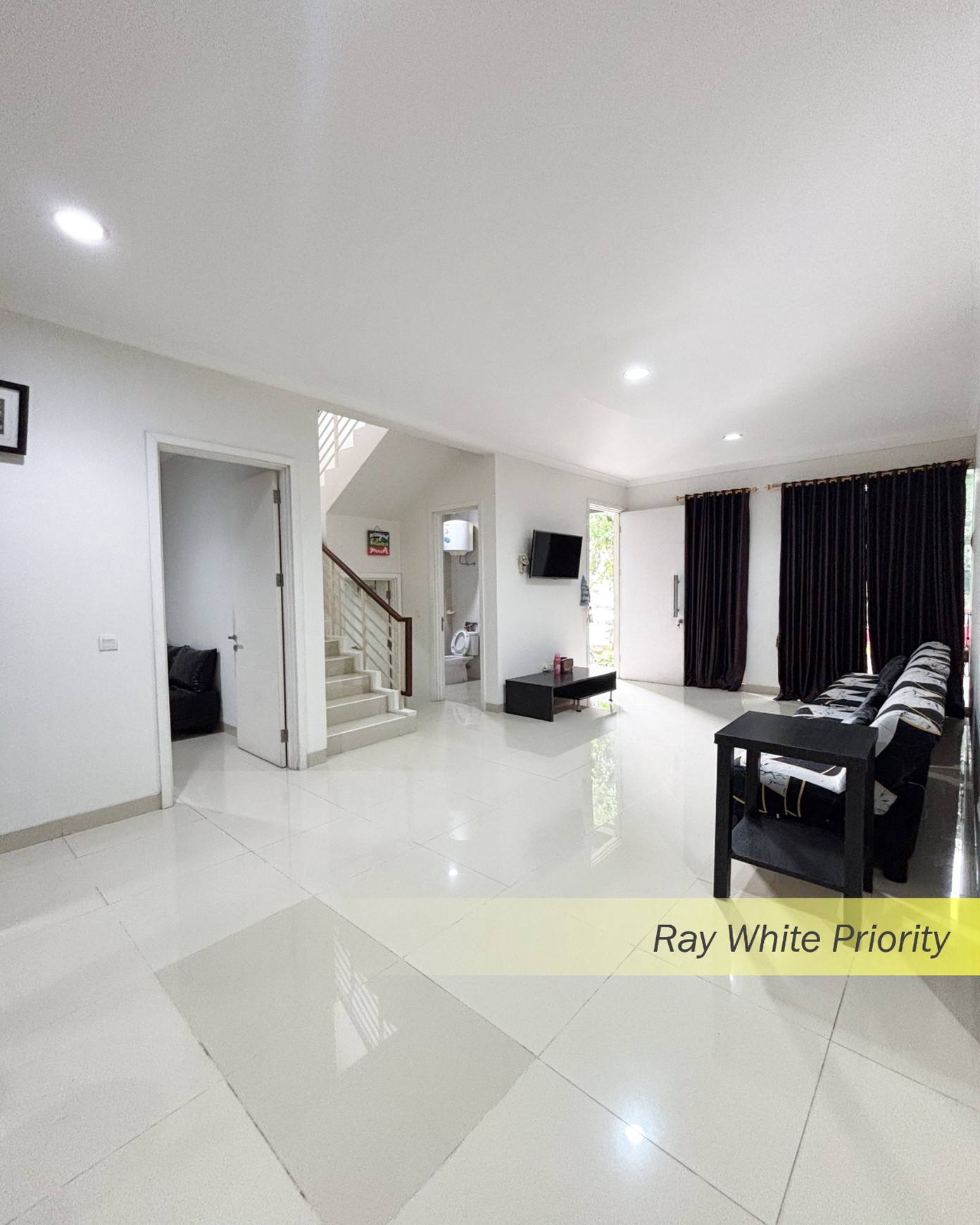 RUMAH MINIMALIS SIAP HUNI DENGAN LINGKUNGAN TENANG DAN ASRI DI THE AVANI BSD CITY, TANGERANG SELATAN
