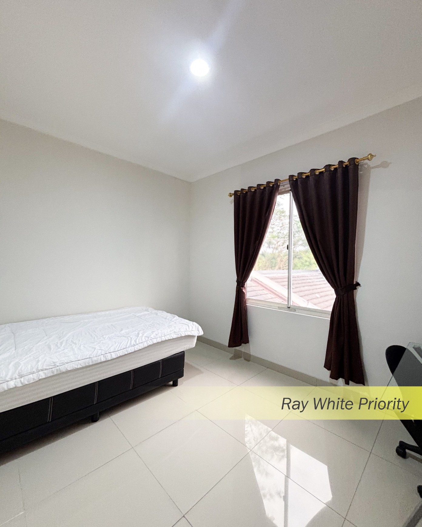 RUMAH MINIMALIS SIAP HUNI DENGAN LINGKUNGAN TENANG DAN ASRI DI THE AVANI BSD CITY, TANGERANG SELATAN