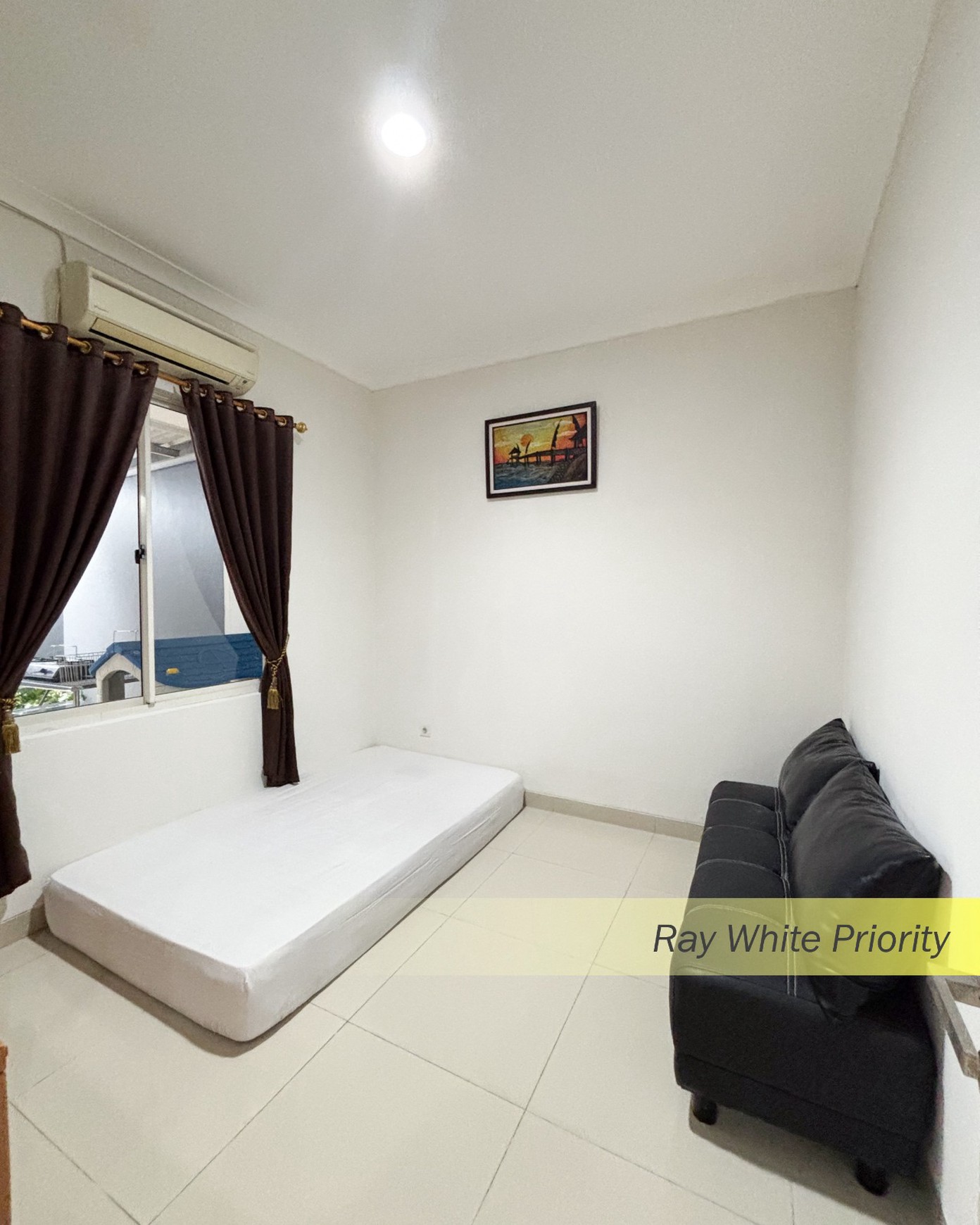 RUMAH MINIMALIS SIAP HUNI DENGAN LINGKUNGAN TENANG DAN ASRI DI THE AVANI BSD CITY, TANGERANG SELATAN