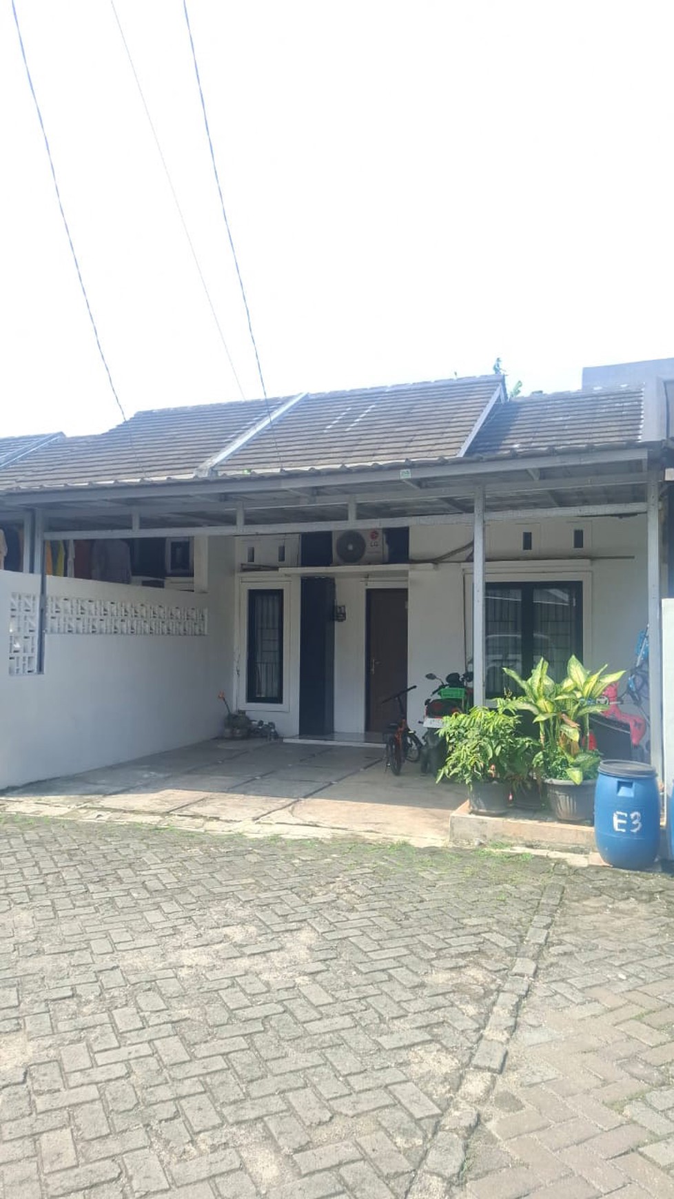 Rumah Siap Huni dengan Hunian Nyaman dan Asri di Ciputat