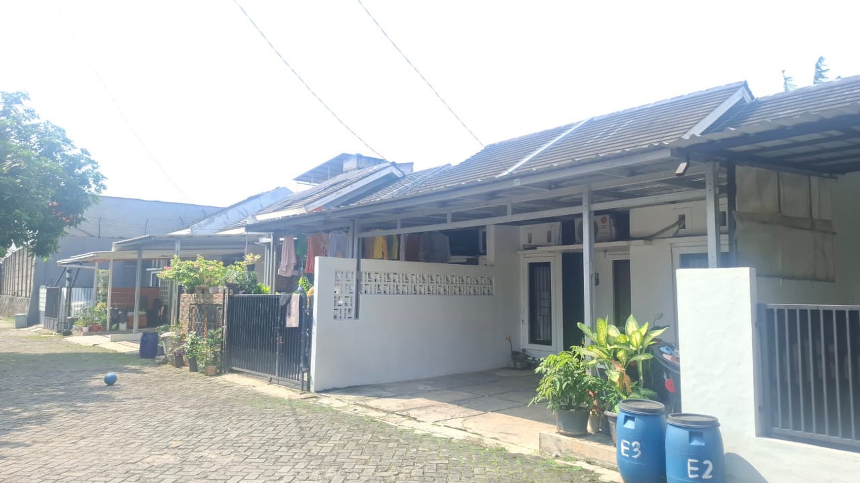 Rumah Siap Huni dengan Hunian Nyaman dan Asri di Ciputat