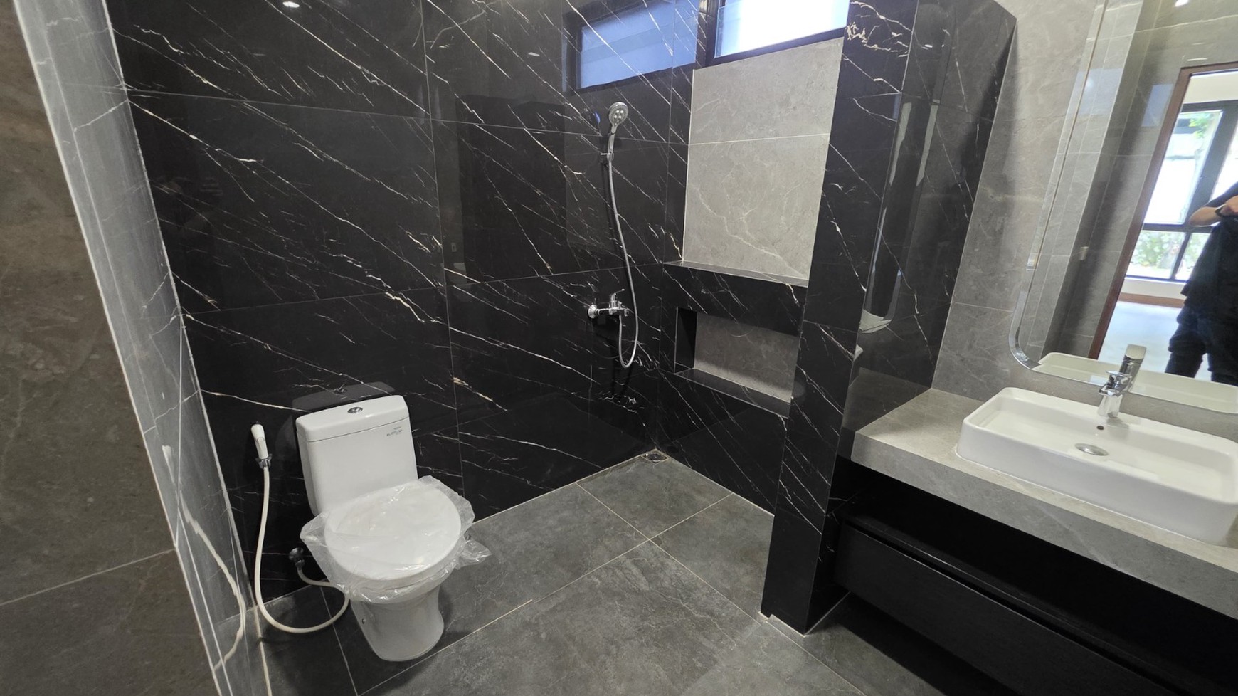 Dijual Rumah di area BSD City - The Icon Cluster Verdant 