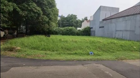 Tanah Sudut Siap Bangun di Kencana Loka BSD Dekat Sekolah