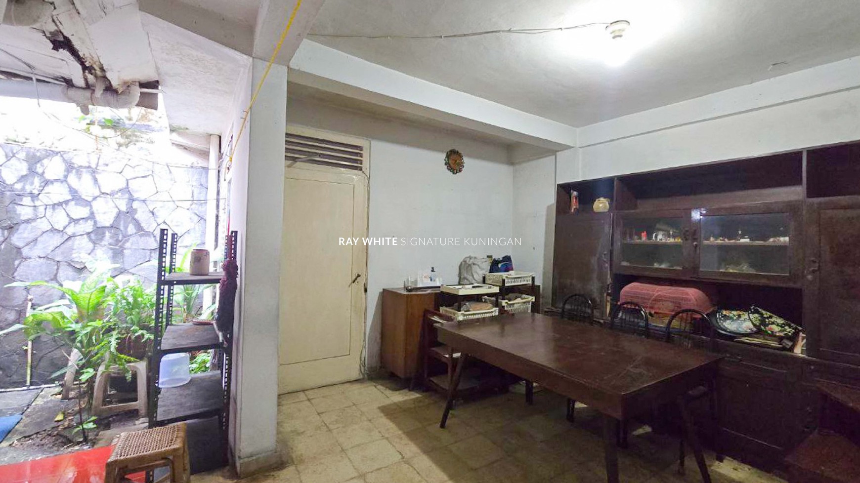 Dijual Rumah BangunanLama 1 Lantai di Dekat Senopati, Jl Cibeber