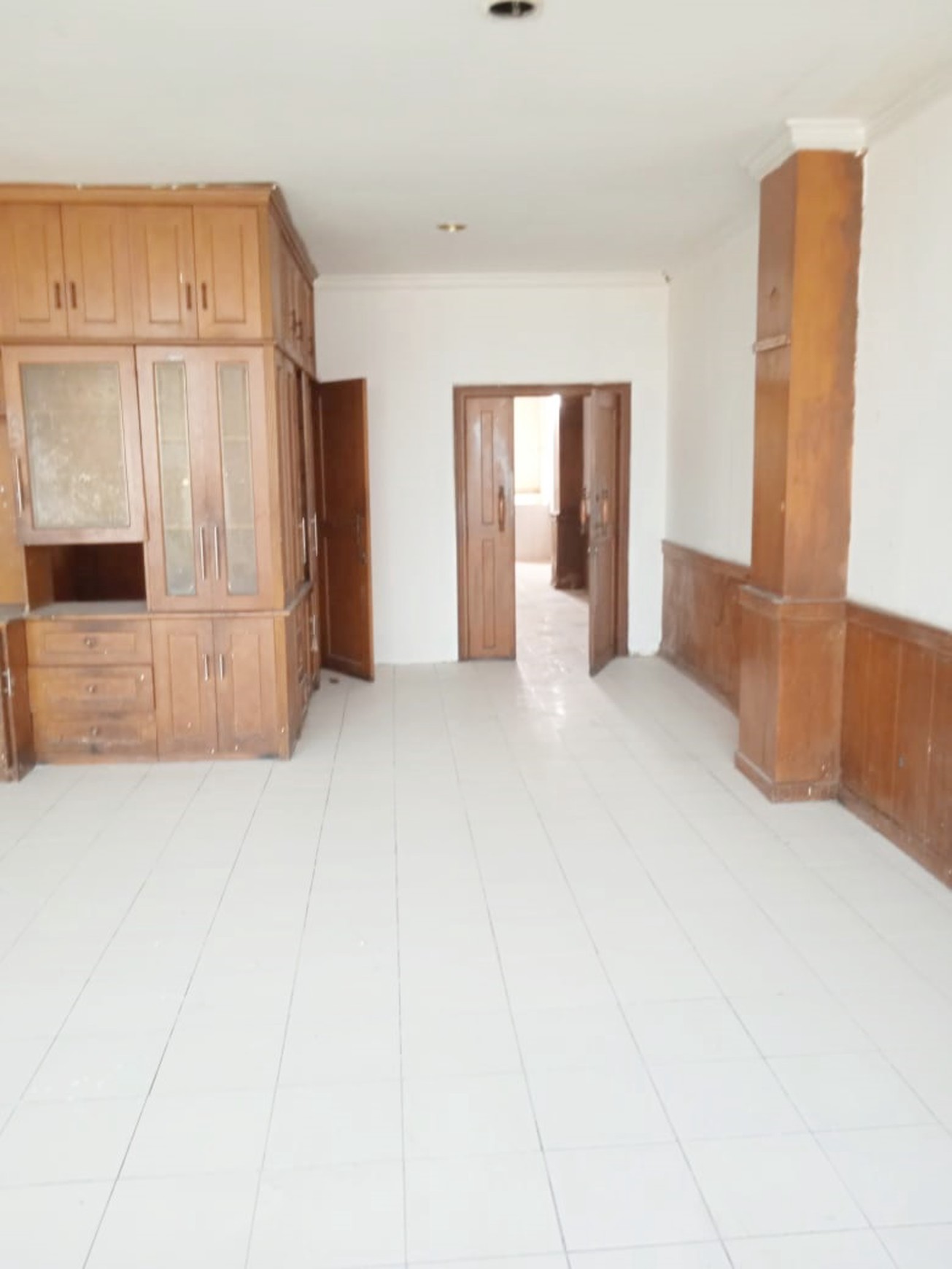 Dijual Ruko Jalan Raya Serpong Tangerang Selatan