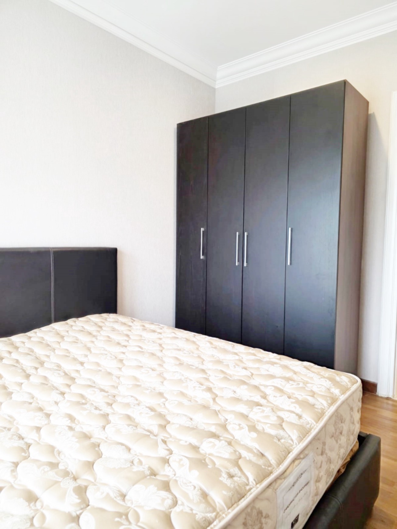 Disewakan Rumah di Fontainebleau Golf Residence BSD City Tangerang