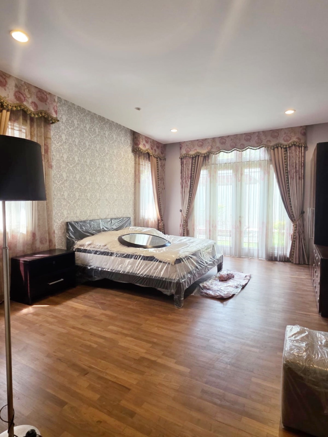 Disewakan Rumah di Fontainebleau Golf Residence BSD City Tangerang