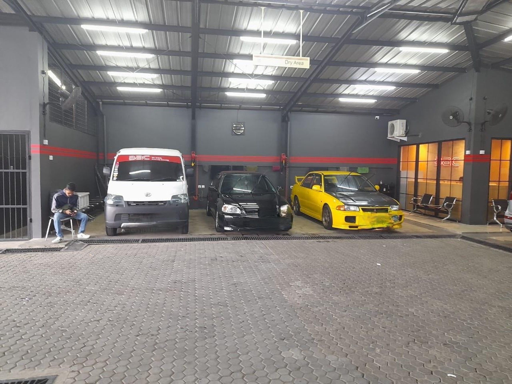Tempat Usaha/Komersil, Lokasi Strategis, Cocok Untuk Usaha Dekat Bintaro Sektor 9