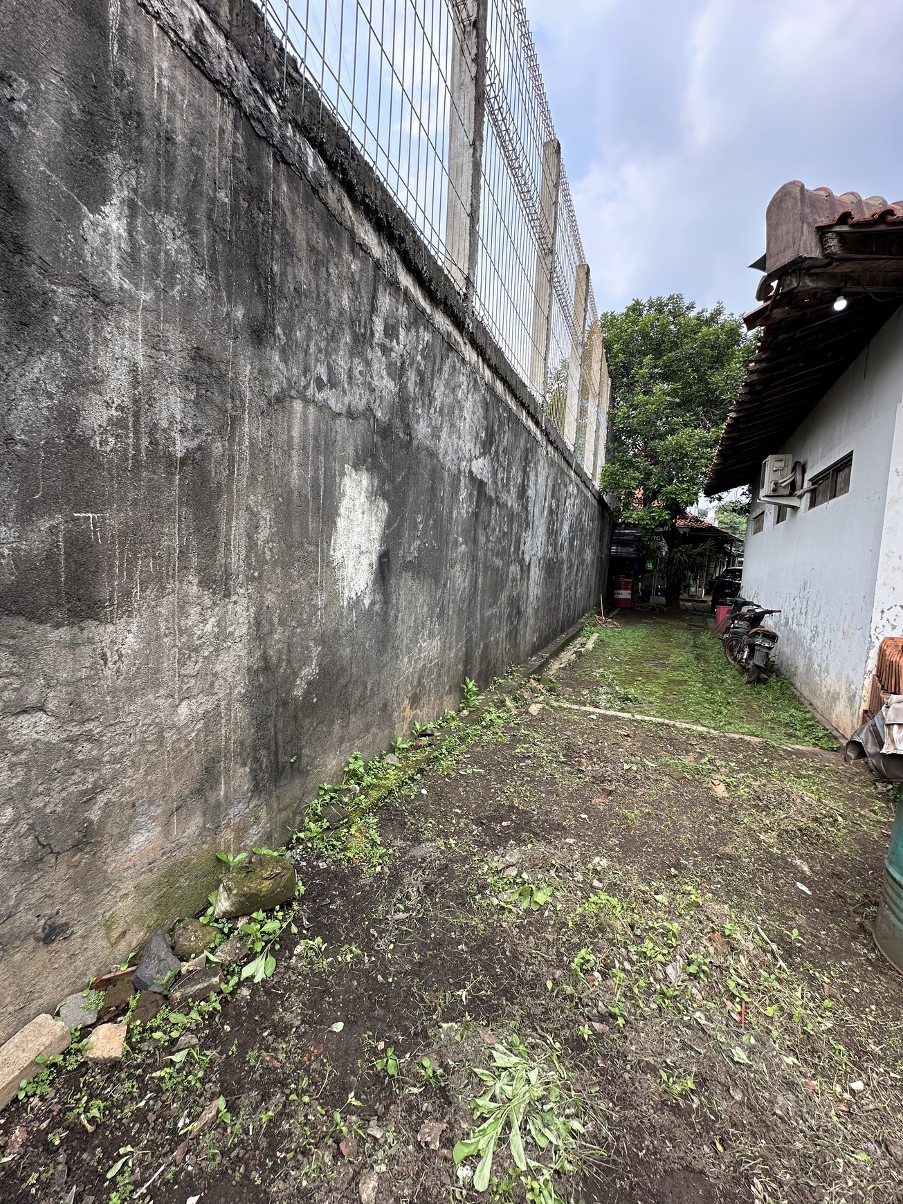 Rumah Berlokasi Strategis Dekat Stasiun LRT Cikunir- Jatibening