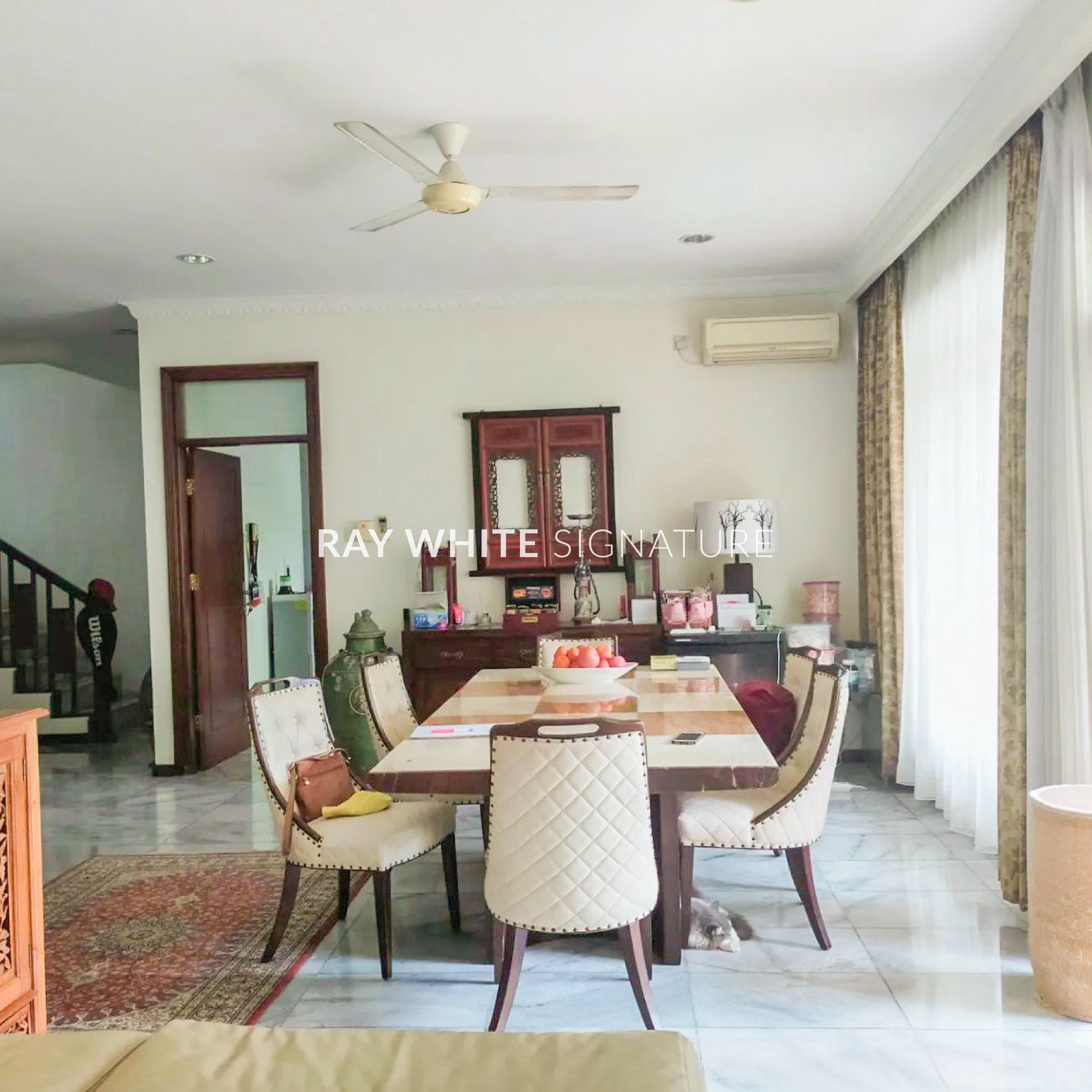 Dijual Rumah Mewah di Cluster Anggur