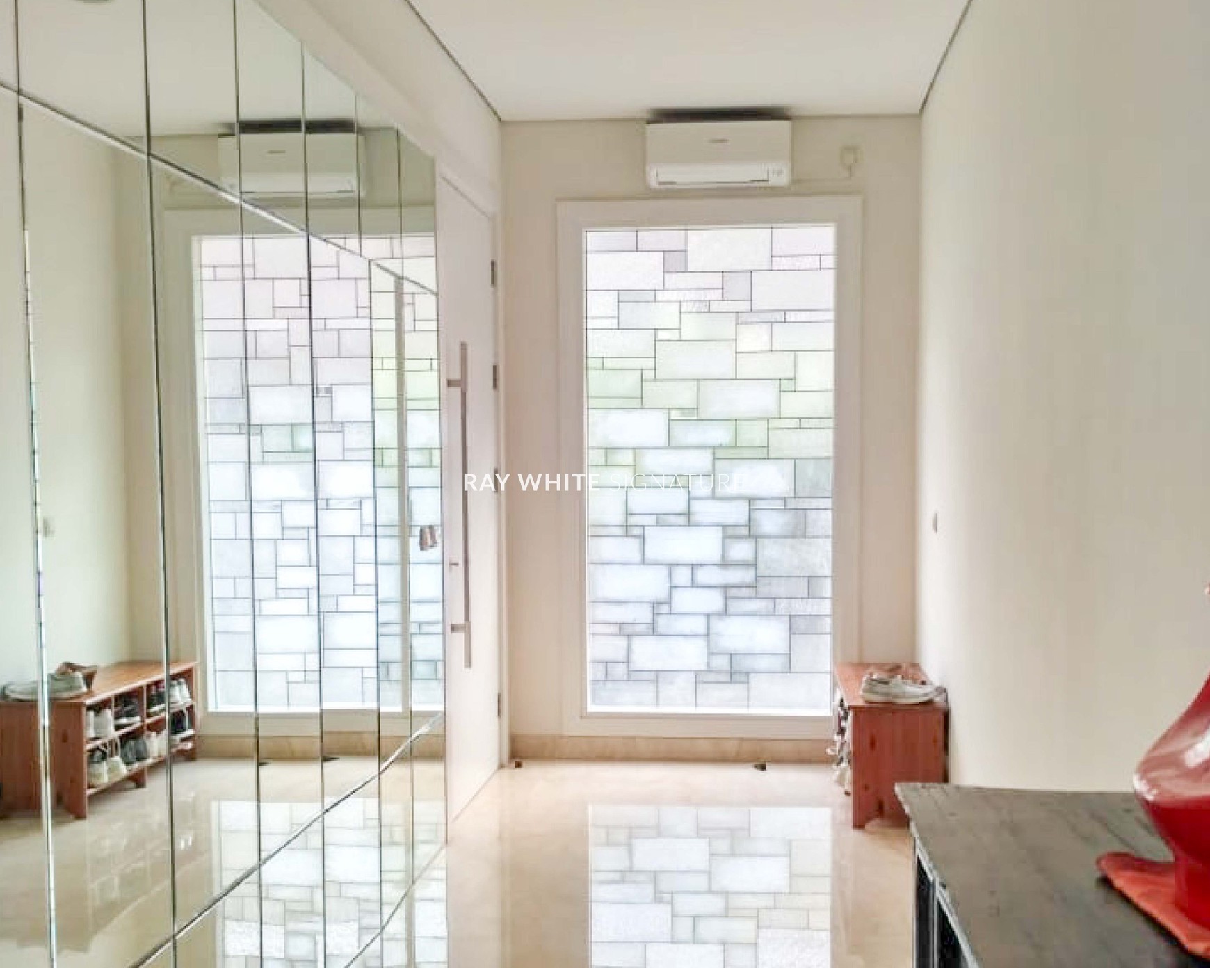 Rumah Mewah 3 Lantai di Jl Puri Mutiara VII Cipete