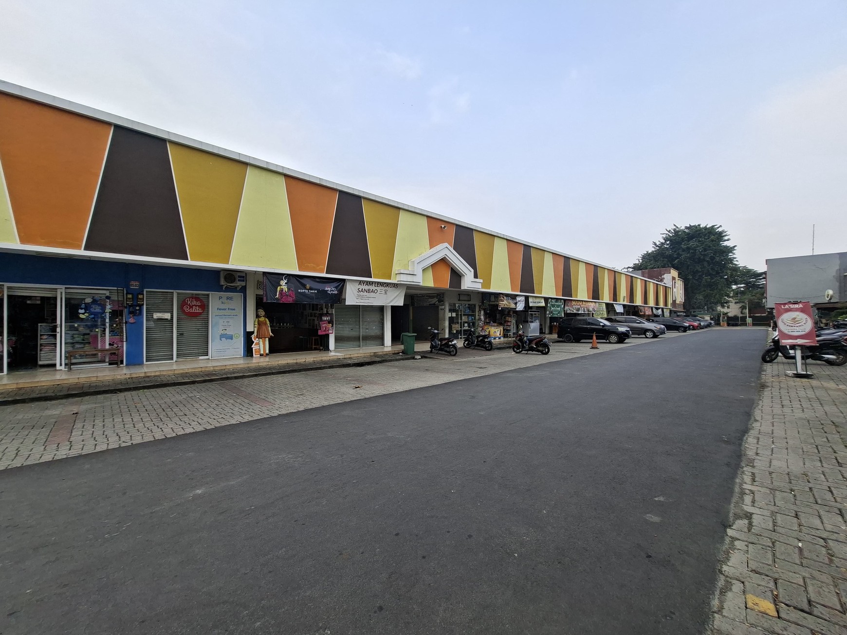 Kios Siap Pakai Lokasi Strategis Pinggir Jalan @Pasar Segar.
