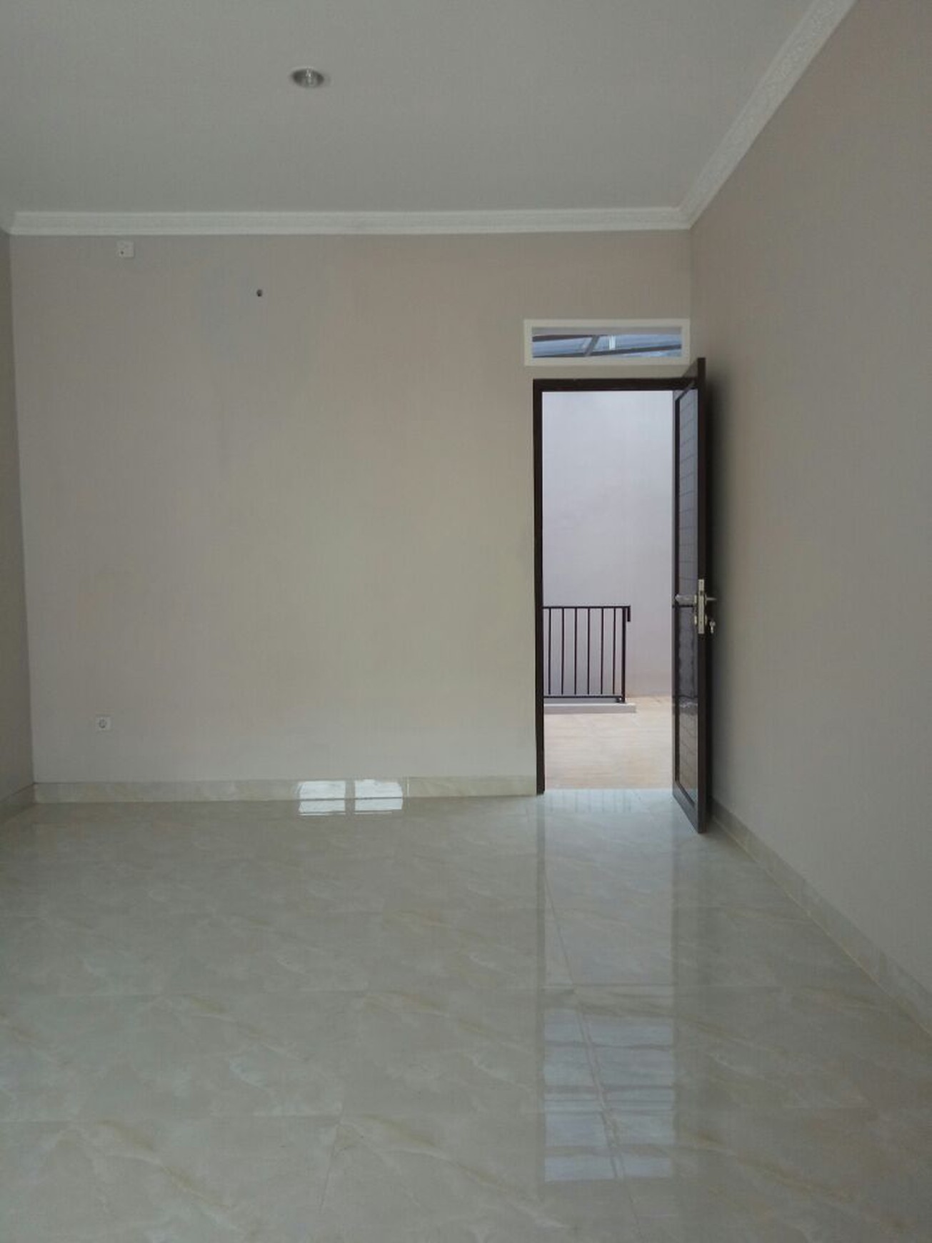 Rumah Baru,siap huni,nyaman & aman di Bintaro Jaya Sektor 5