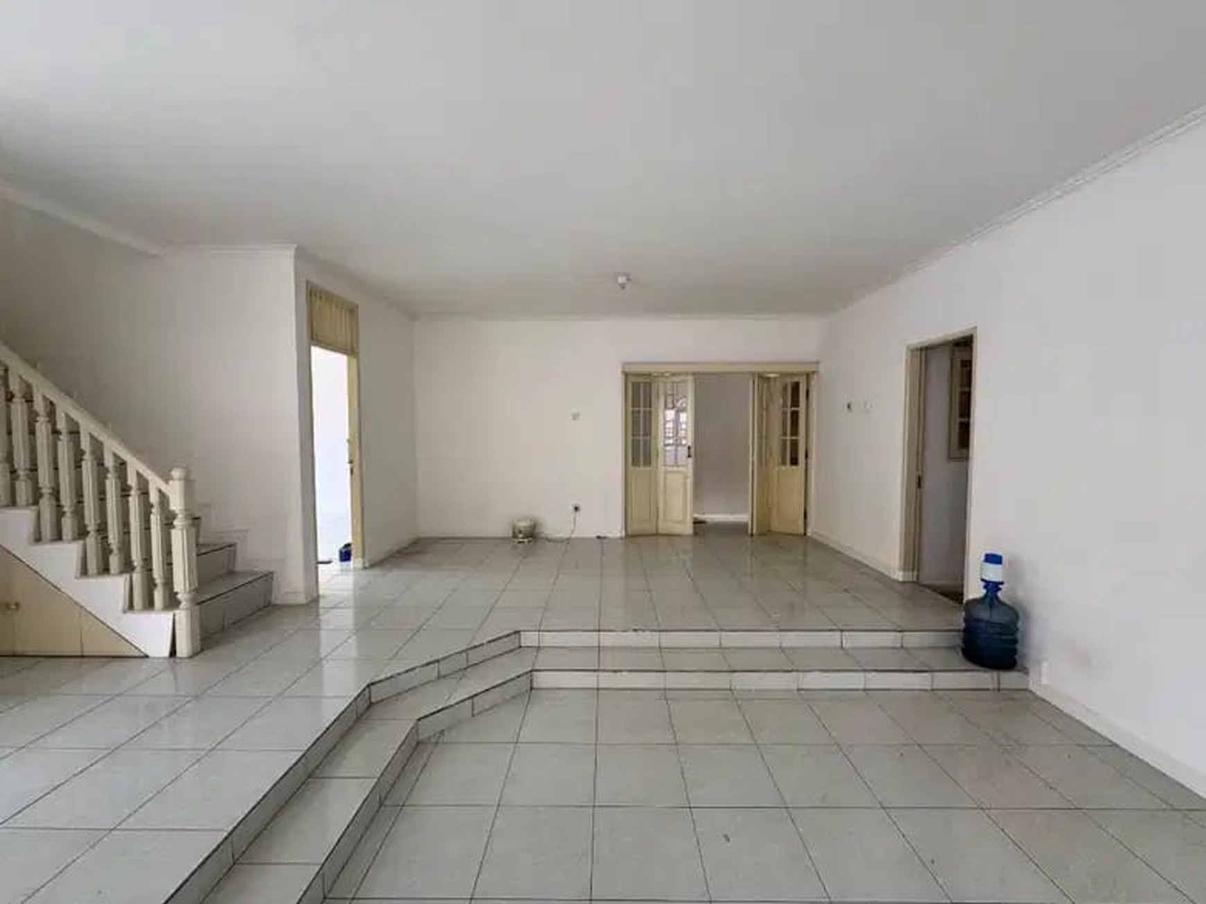 Rumah Luas Diarea Bintaro Jaya Sektor 2, Dekat Pasmod & Stasiun Comutter