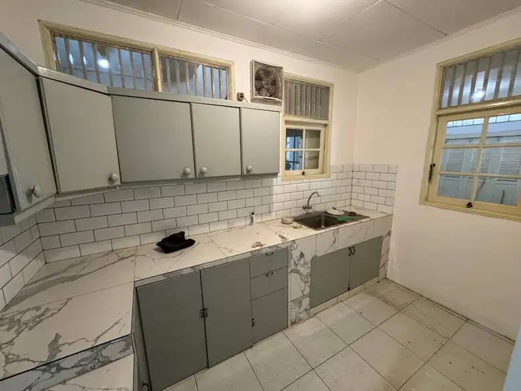 Rumah Luas Diarea Bintaro Jaya Sektor 2, Dekat Pasmod & Stasiun Comutter