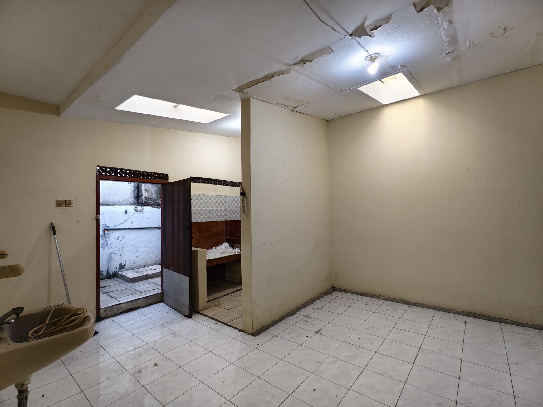 Cari Rumah di Rungkut? Lokasi Emas Dekat Merr & Superindo!