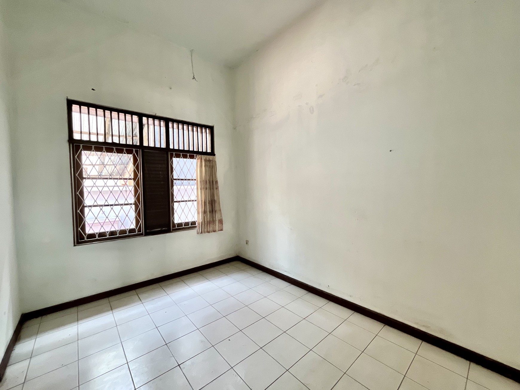 Rumah Siap Huni Lokasi Strategis Di Bintaro Sektor 3