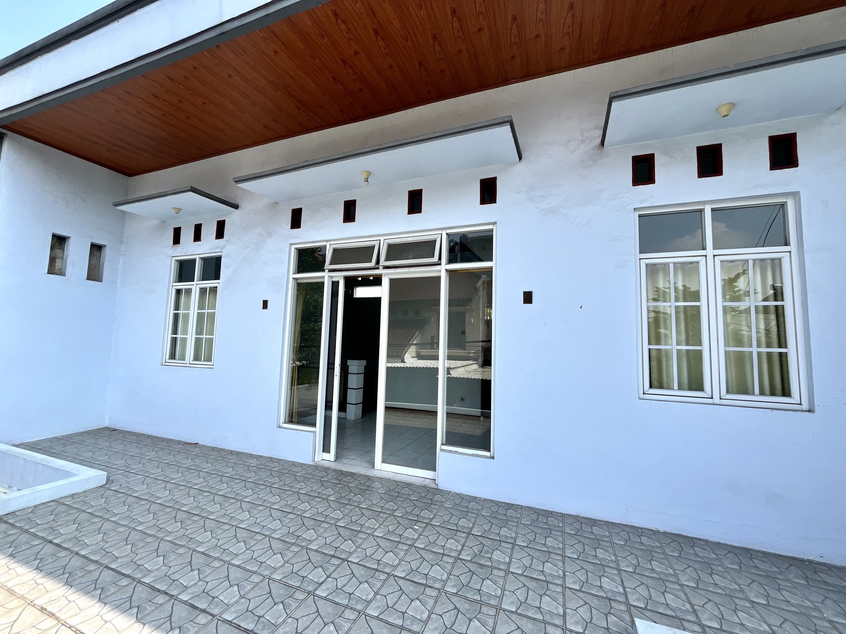 Rumah Siap Huni Lokasi Strategis Di Bintaro Sektor 3