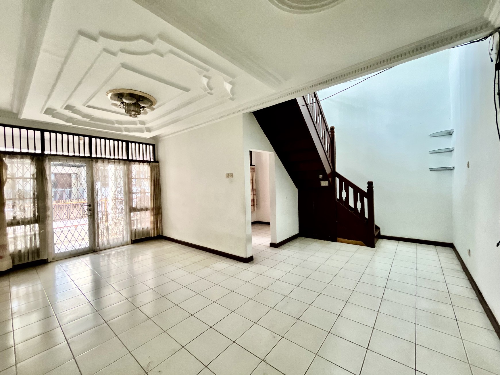 Rumah Siap Huni Lokasi Strategis Di Bintaro Sektor 3