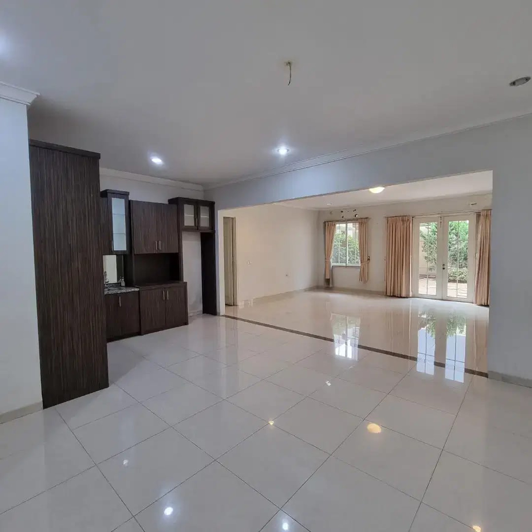 Best Price. Rumah besar mewah Sutera Onyx, Alam Sutera