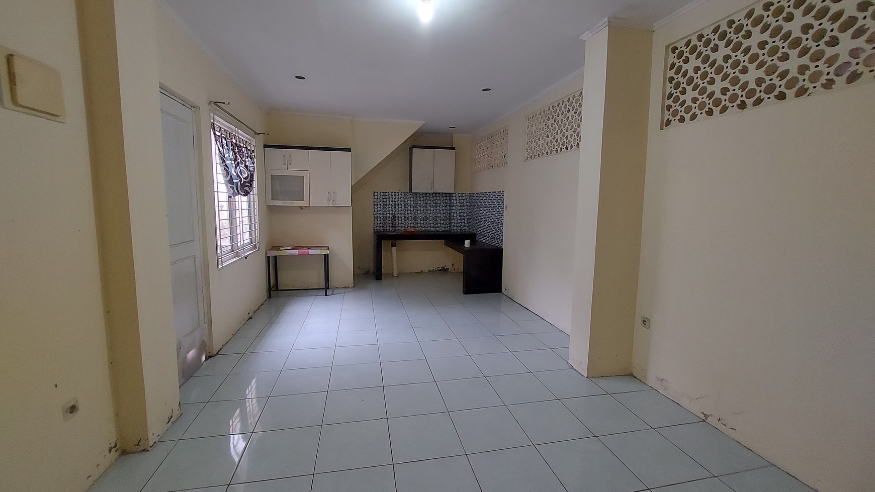Rumah Nyaman di Bukit Azzikra Sentul - Akses depan Jalan Lebar