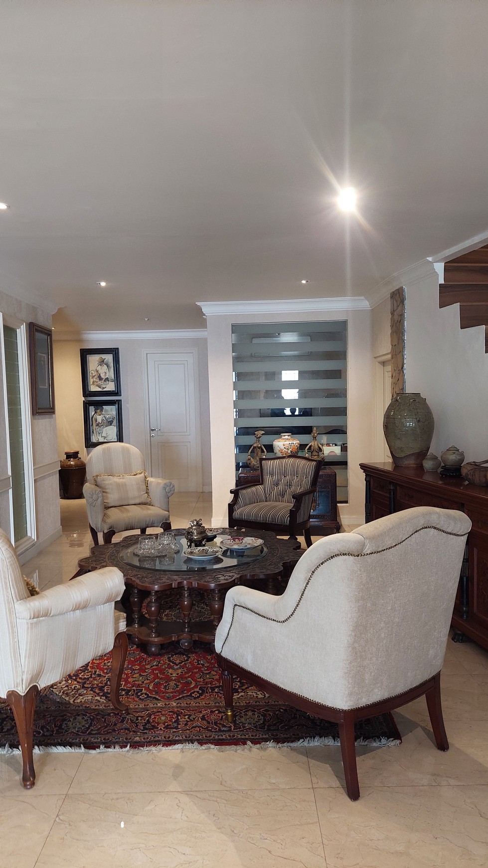 For Sale Nice House in Commercial Area Kebayoran Baru