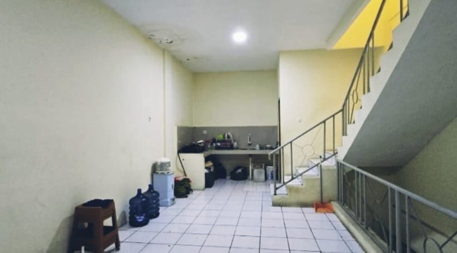 Ruko Arcadia 4 lantai, re-new, langsung pakai, strategis, di daan mogot raya, Tangerang.