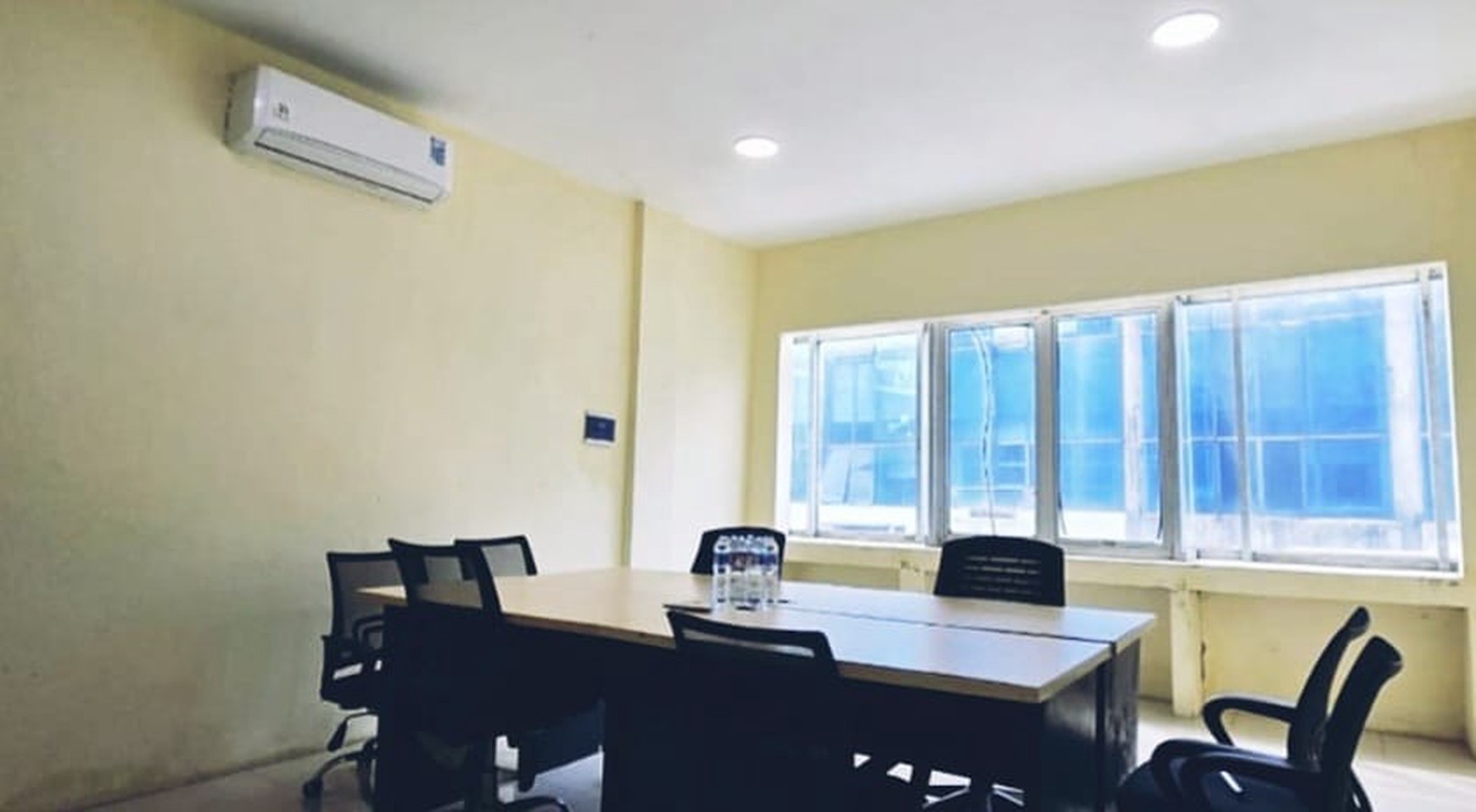 Ruko Arcadia 4 lantai, re-new, langsung pakai, strategis, di daan mogot raya, Tangerang.