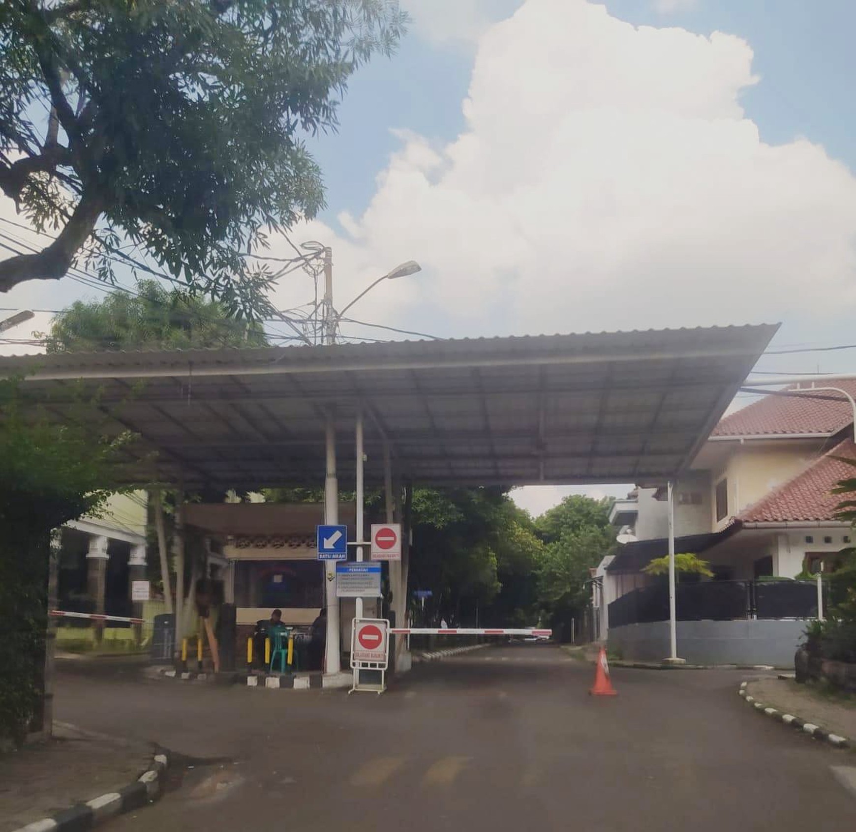 Rumah Luas Di kawasan Perumahan Pondok Jaya, Bintaro Jaya Sektor 3A