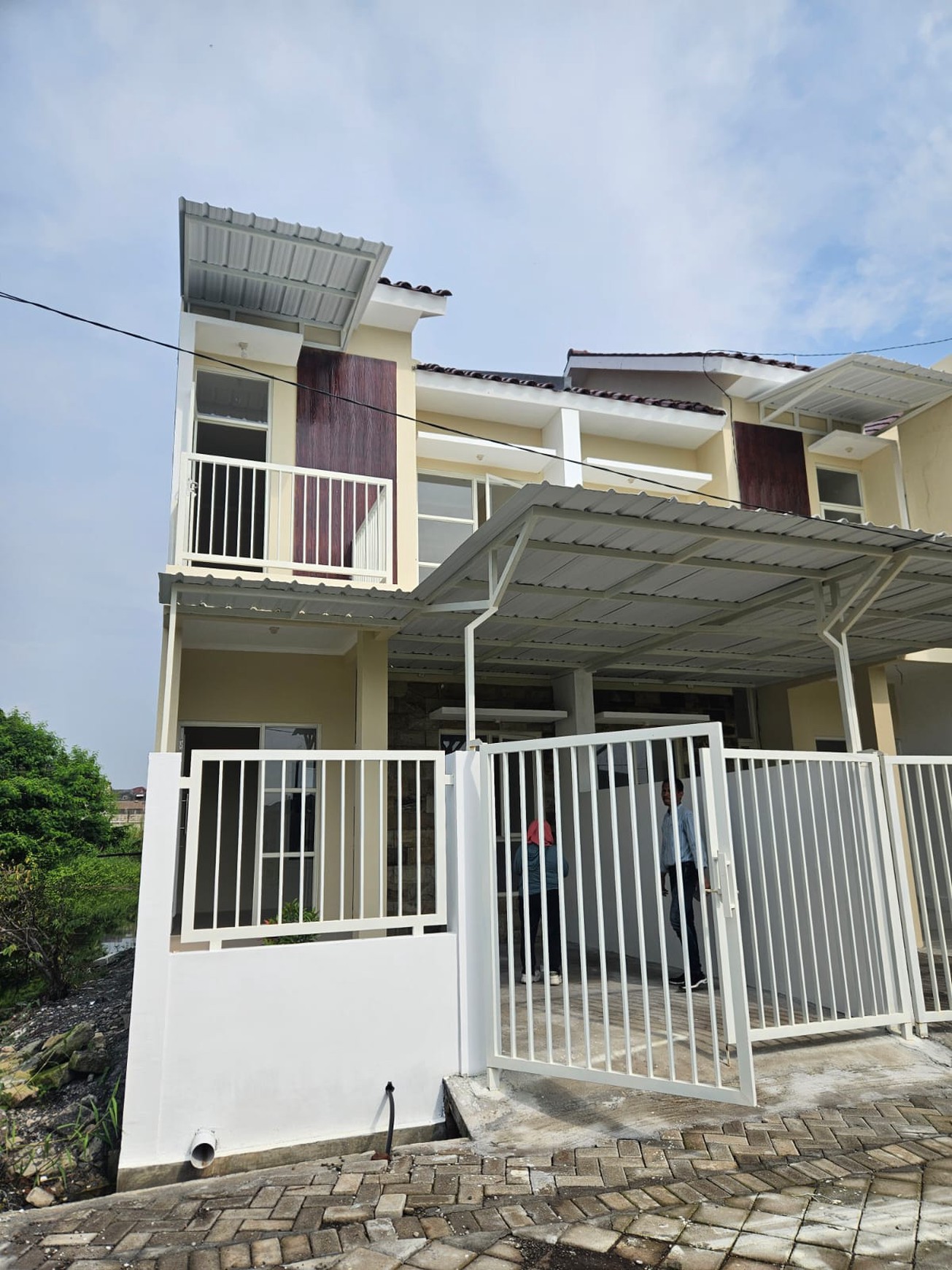 Dijual rumah Griya Kebraon