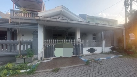 Dijual rumah di Griya Kebraon