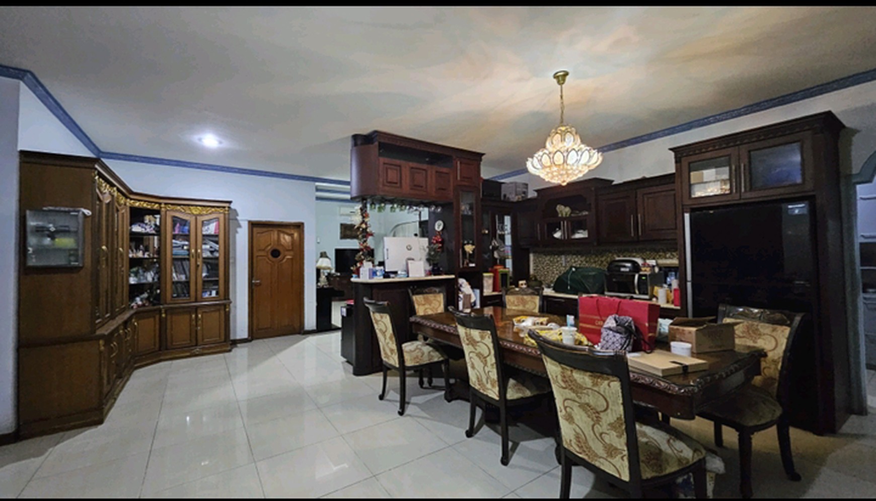 Rumah Kost Diatas Lahan 761m2 Di Area Perkantoran Cilandak