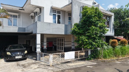 Rumah pamulang 13 kamar murah potensi jadi rumah kos