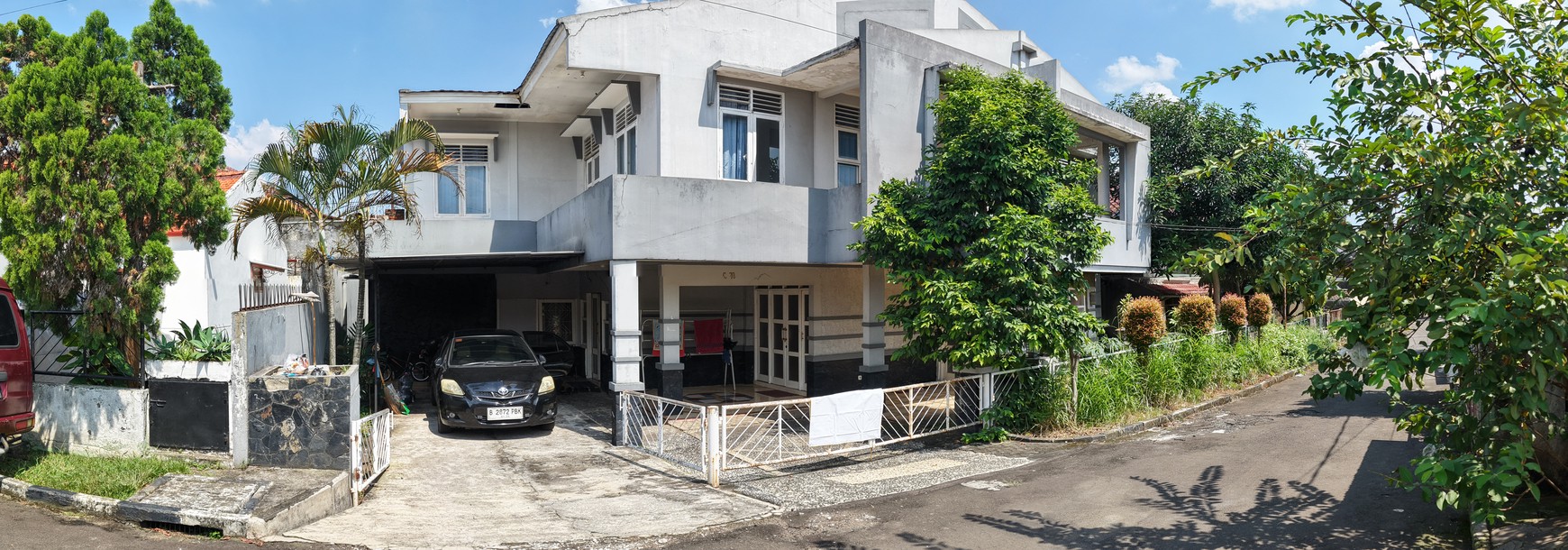Rumah pamulang 13 kamar murah potensi jadi rumah kos