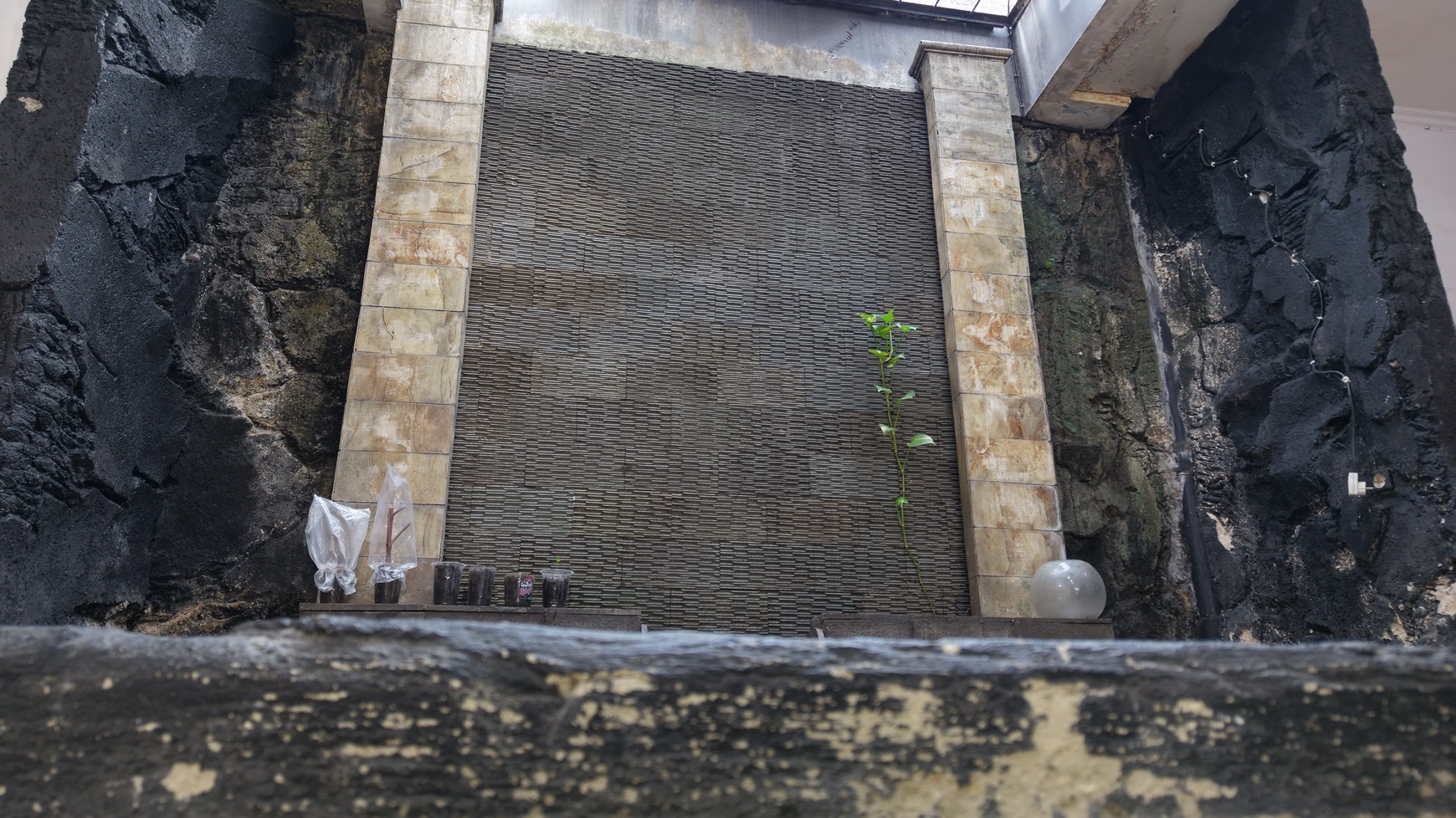 Rumah pamulang 13 kamar murah potensi jadi rumah kos