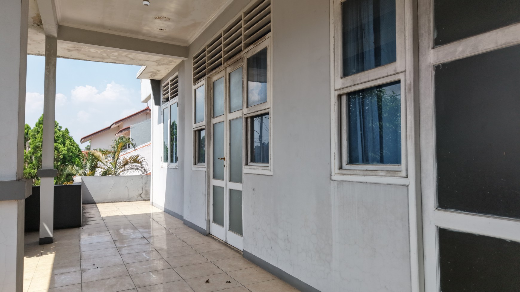 Rumah pamulang 13 kamar murah potensi jadi rumah kos