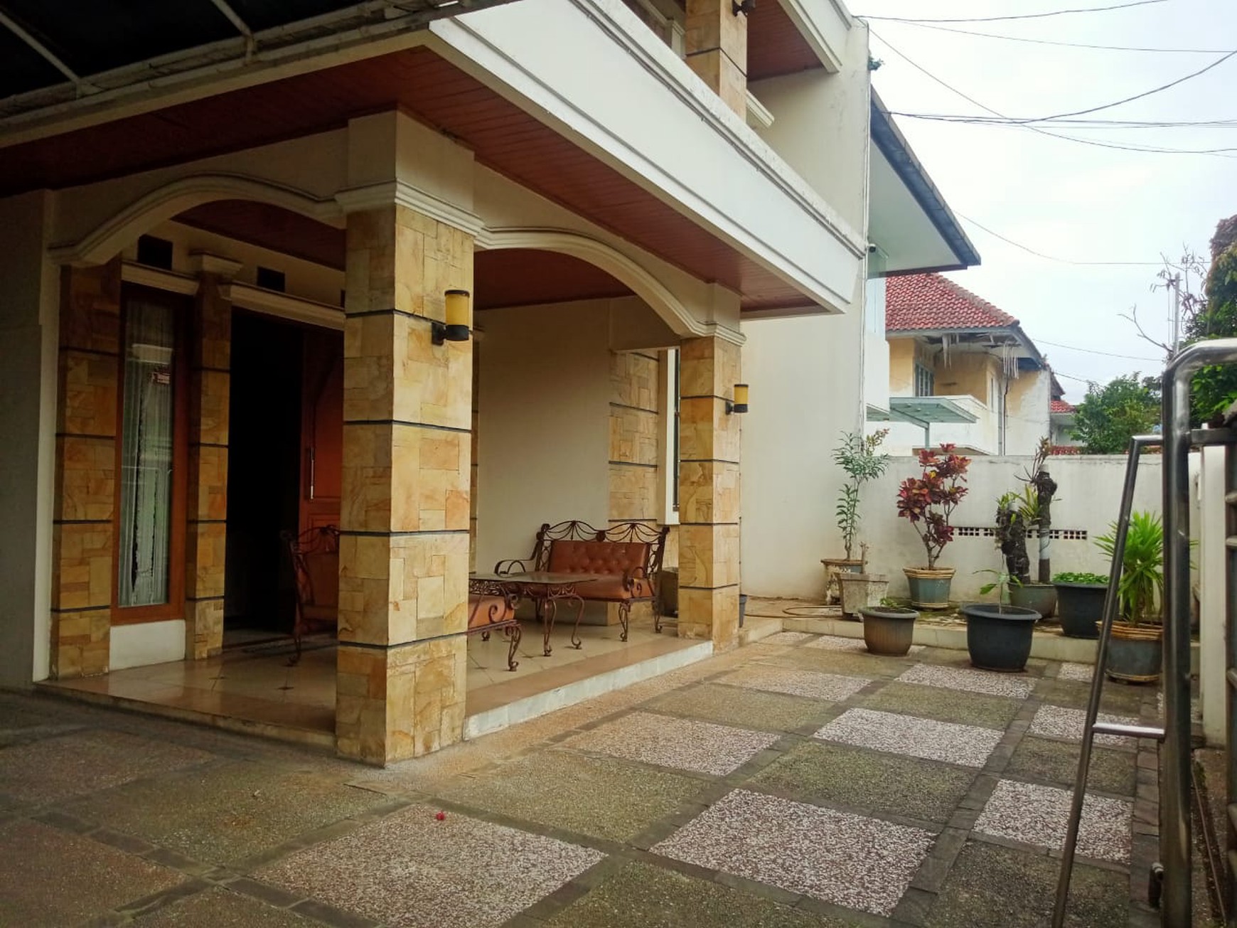 Rumah Hitung Tanah Area Cipete