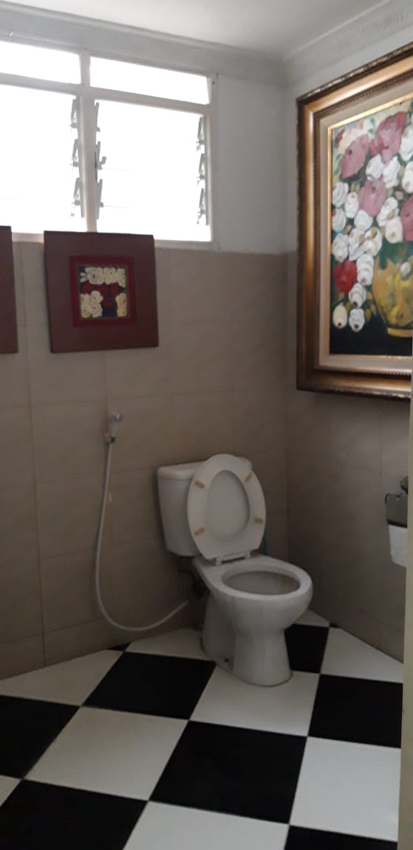 Rumah  siap huni di Bintaro Jaya Jakarta Selatan.