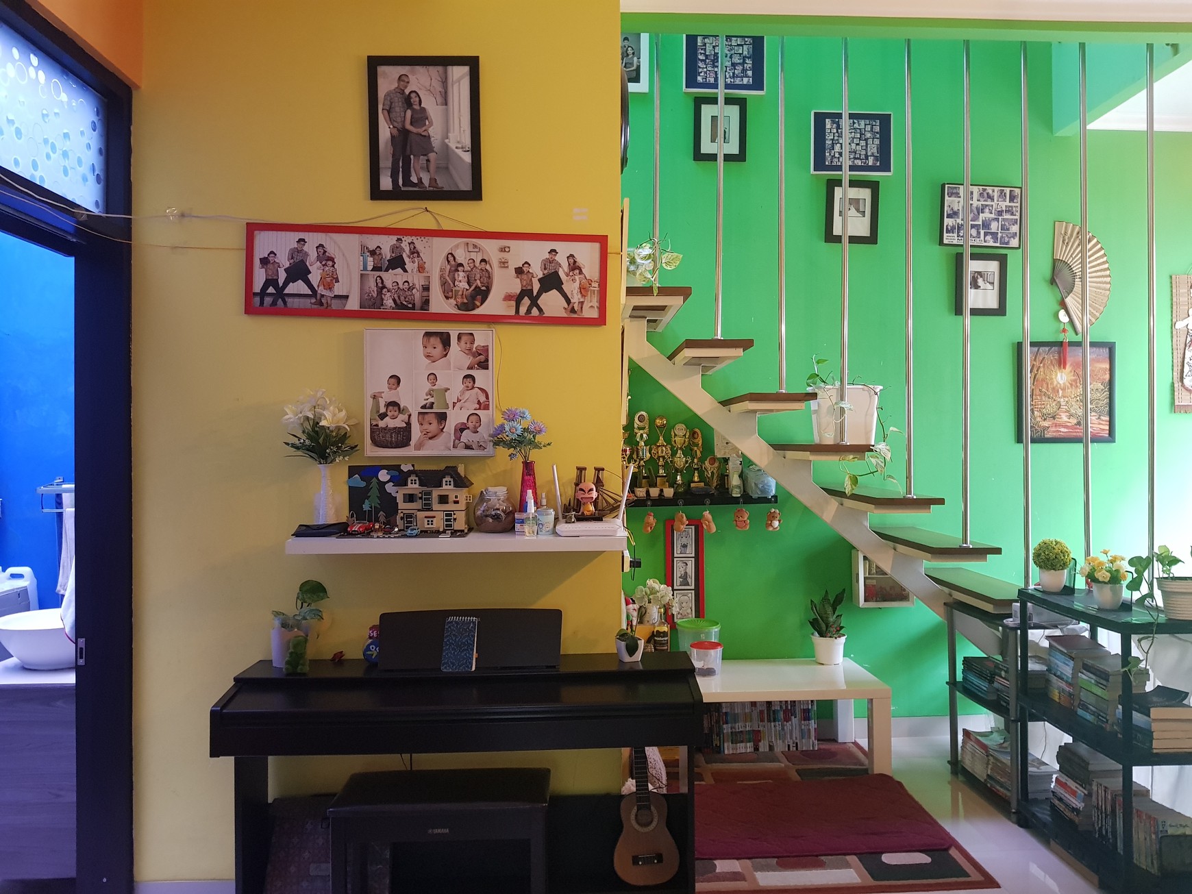Rumah 2 Lantai dengan Taman di Green Caraka Residence Cingised Arcamanik