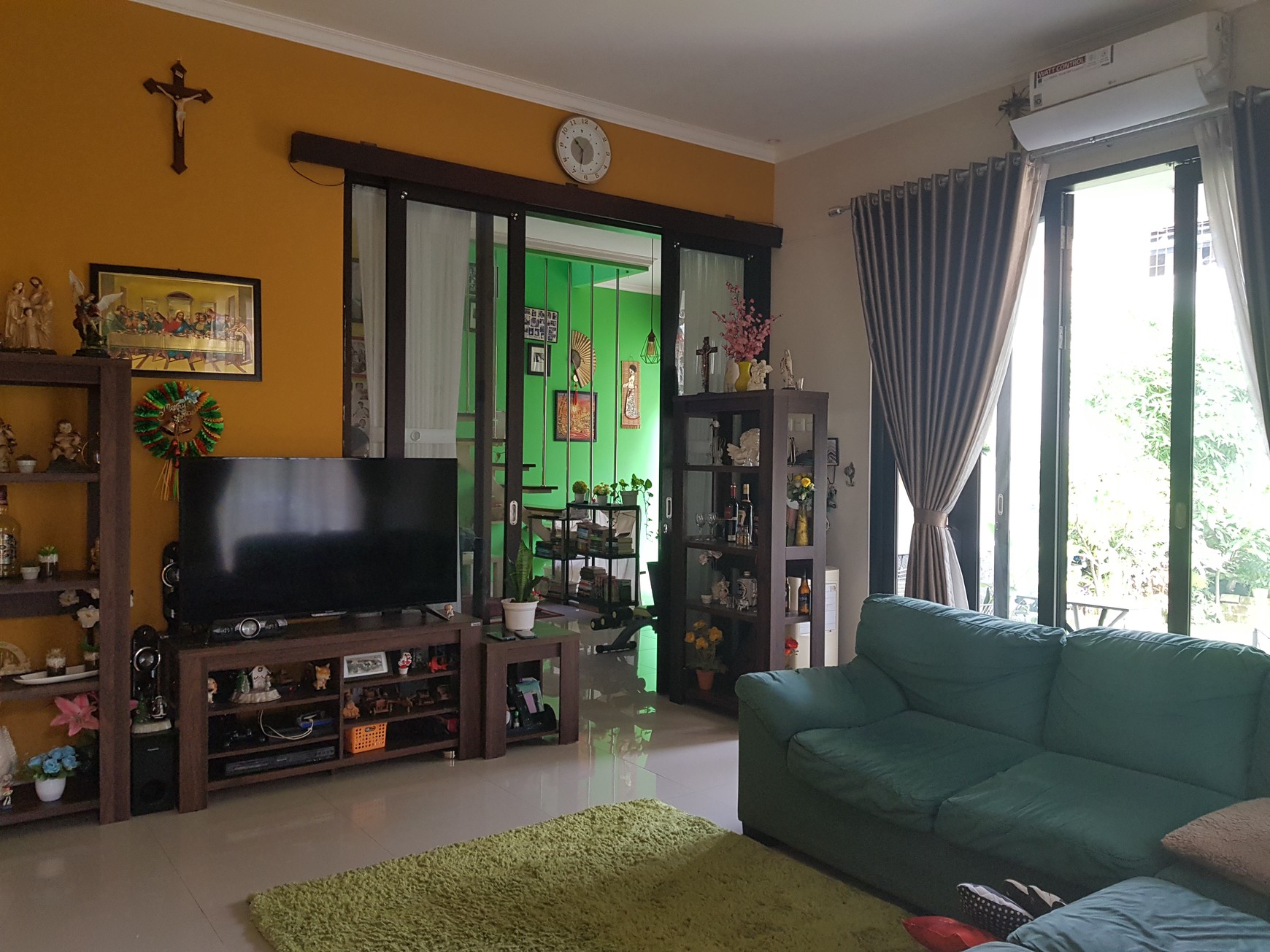 Rumah 2 Lantai dengan Taman di Green Caraka Residence Cingised Arcamanik