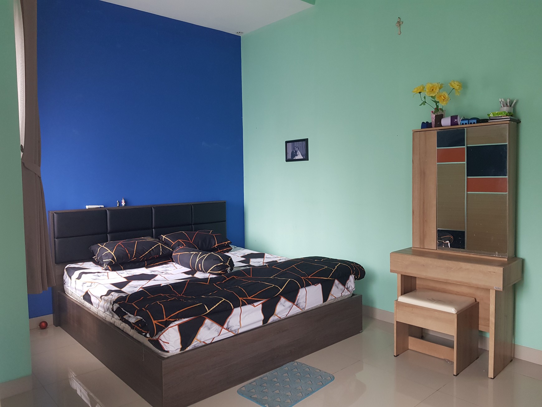 Rumah 2 Lantai dengan Taman di Green Caraka Residence Cingised Arcamanik