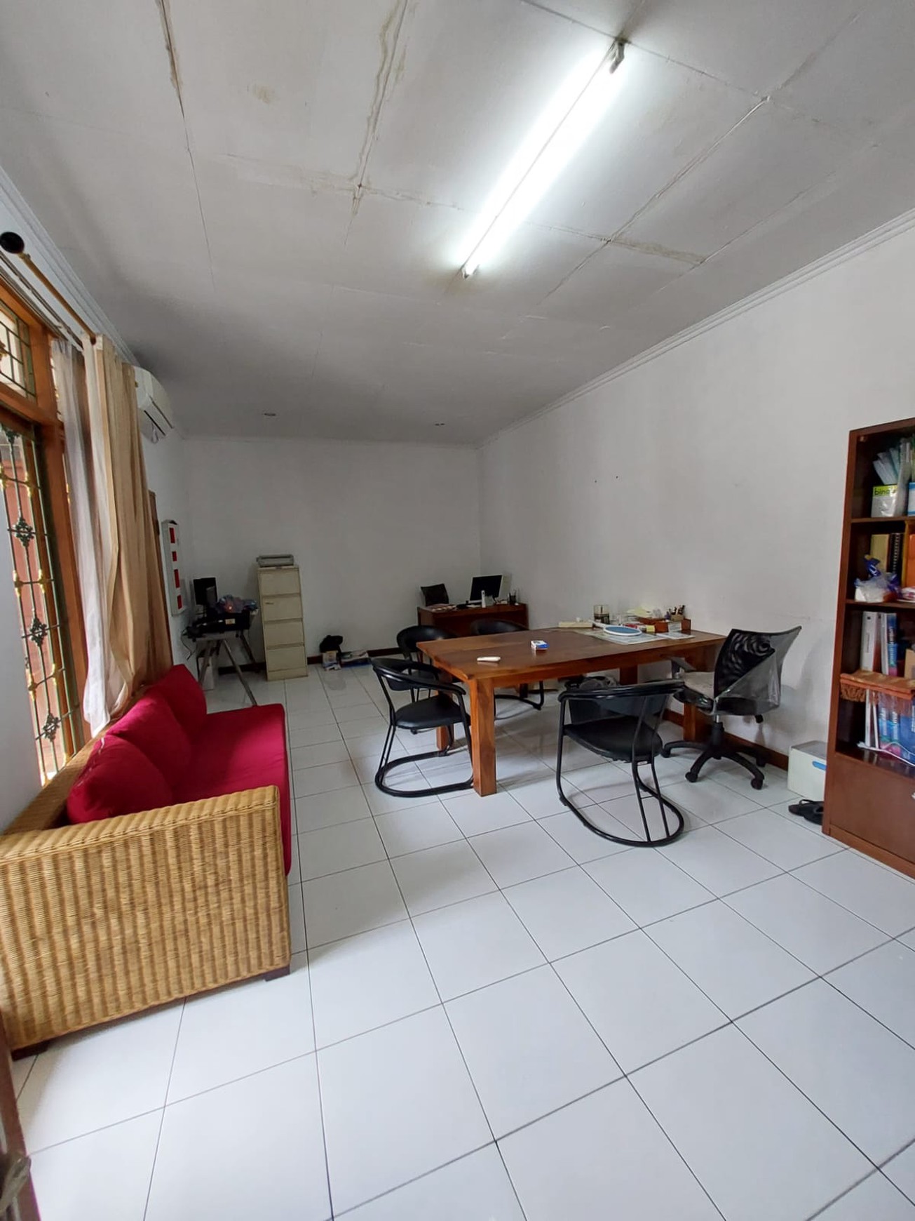 Rumah hitung tanah di Cidodol, Kebayoran Lama