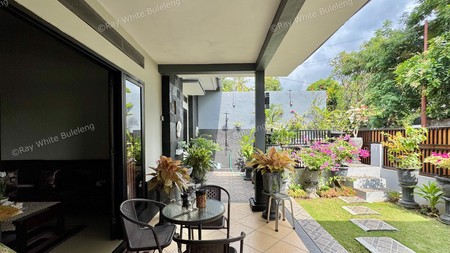COZY 3-BEDROOM HOUSE, ONLY 5 MINUTES TO LOVINA BEACH