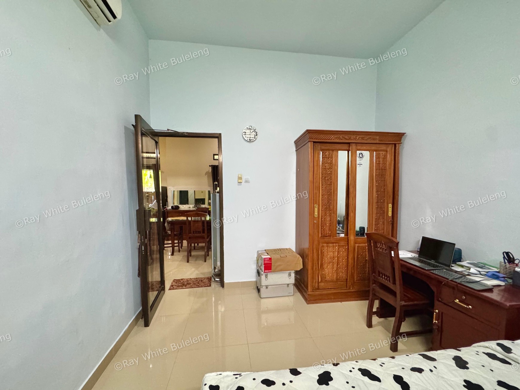 COZY 3-BEDROOM HOUSE, ONLY 5 MINUTES TO LOVINA BEACH