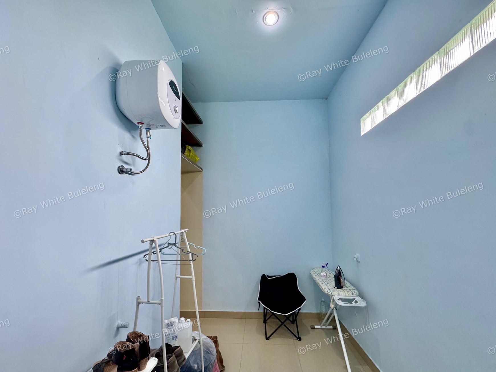 COZY 3-BEDROOM HOUSE, ONLY 5 MINUTES TO LOVINA BEACH