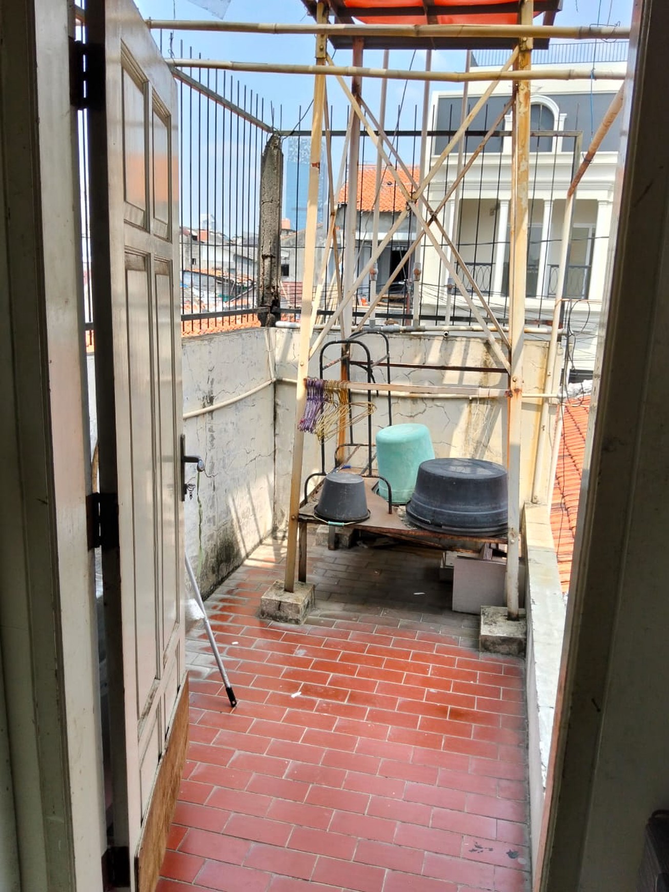 Rumah Lama Layak Huni di Kecamatan Setiabudi Jakarta Selatan