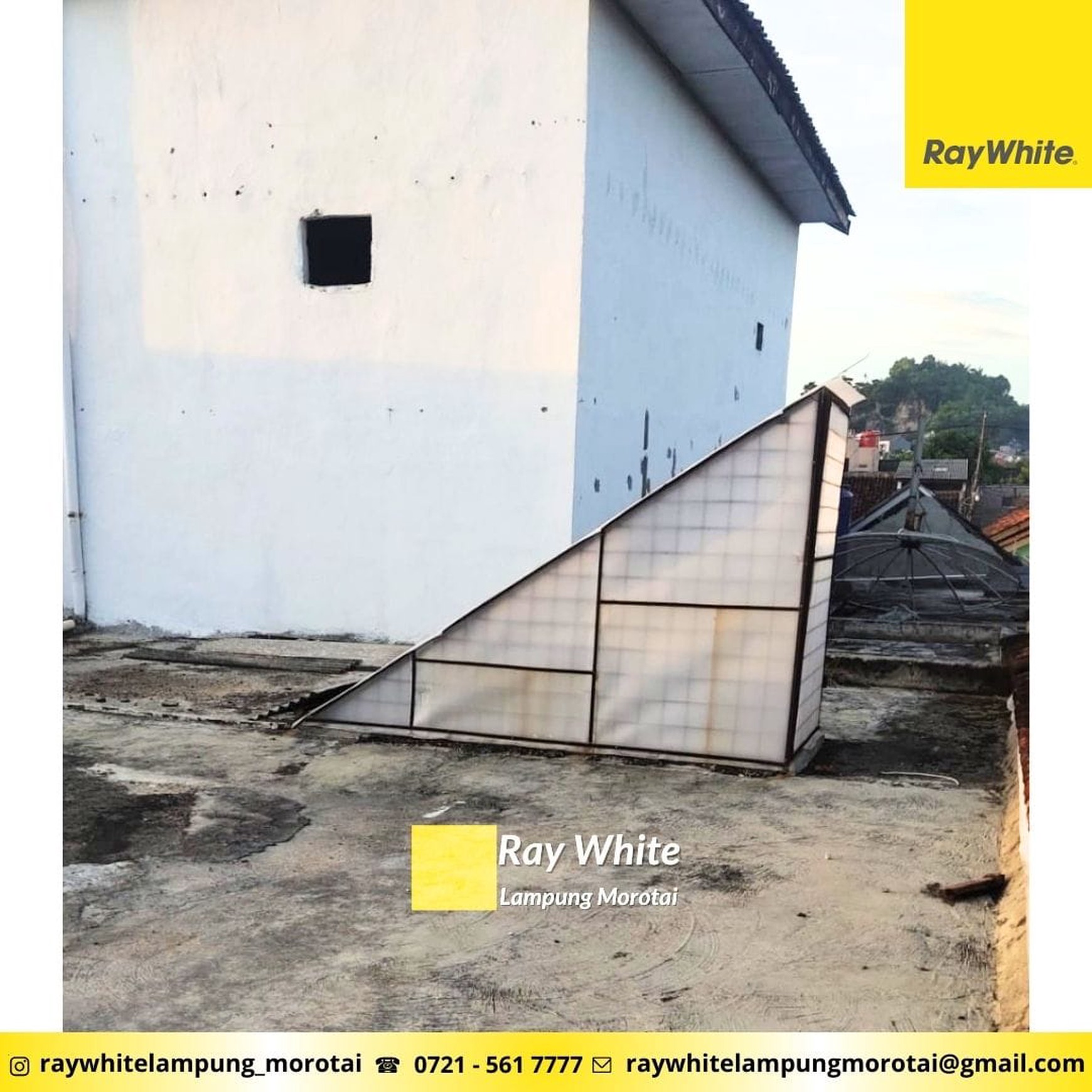 Dijual rumah 2 lantai di kedamaian