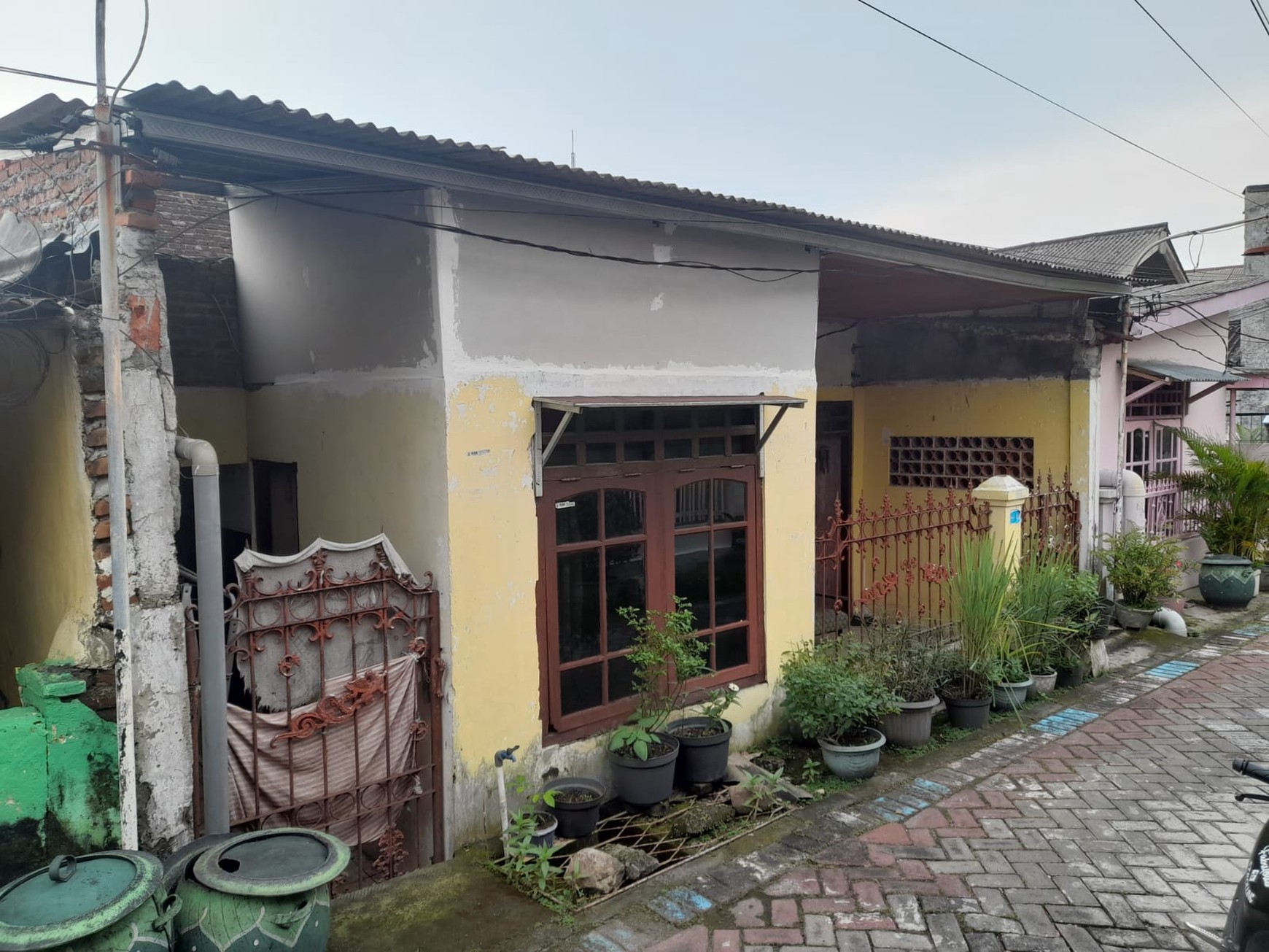 Dijual murah rumah di Manukan