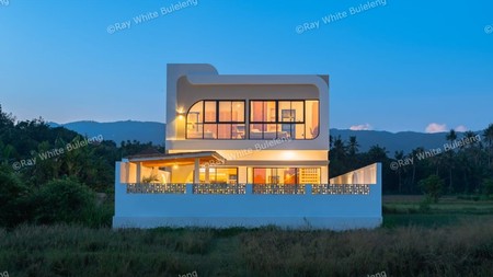 Modern Brand New Villa for Sale in Prime Location