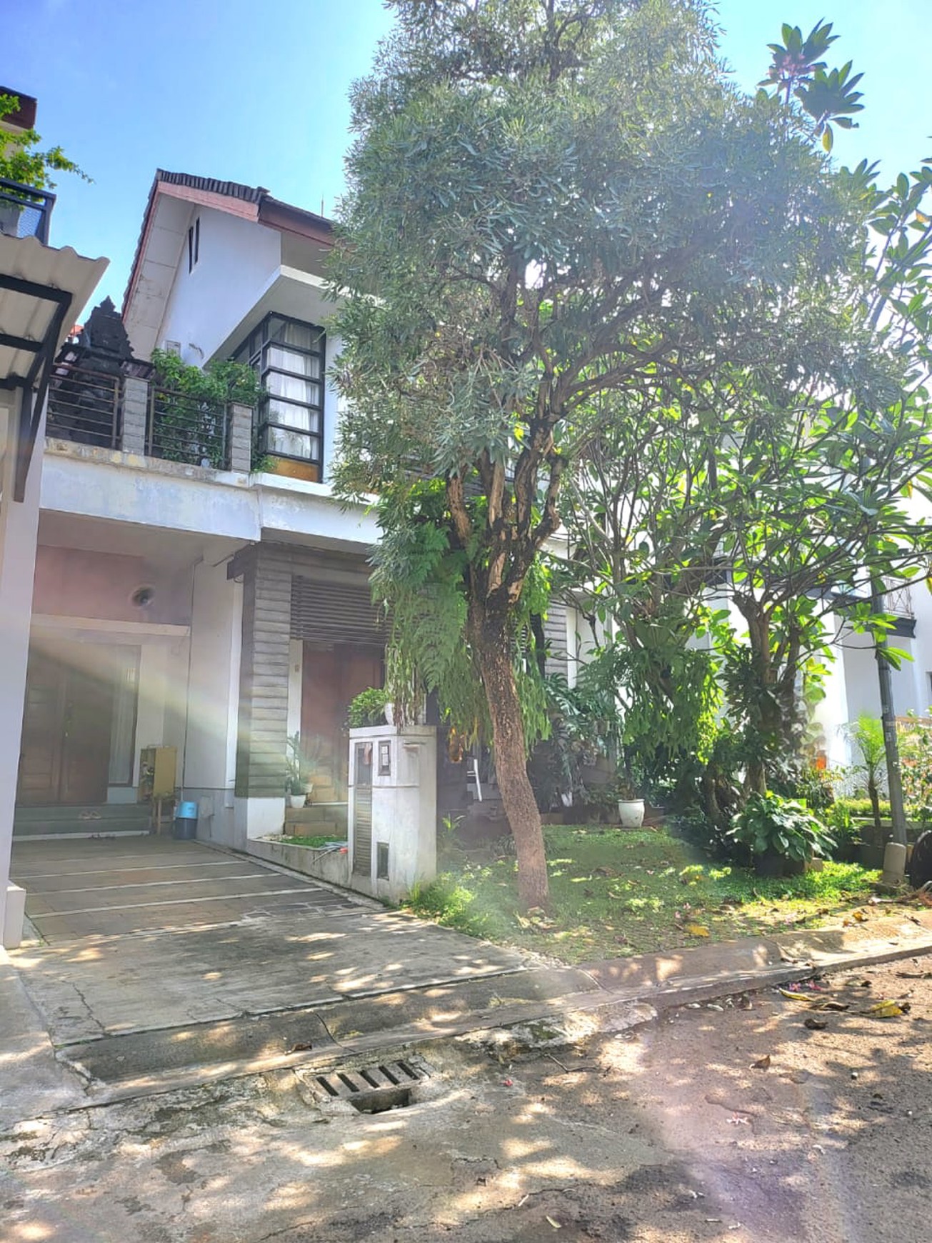 Rumah 2 Lantai Siap Huni dengan Hunian Nyaman dan Asri @Bintaro Sektor 9